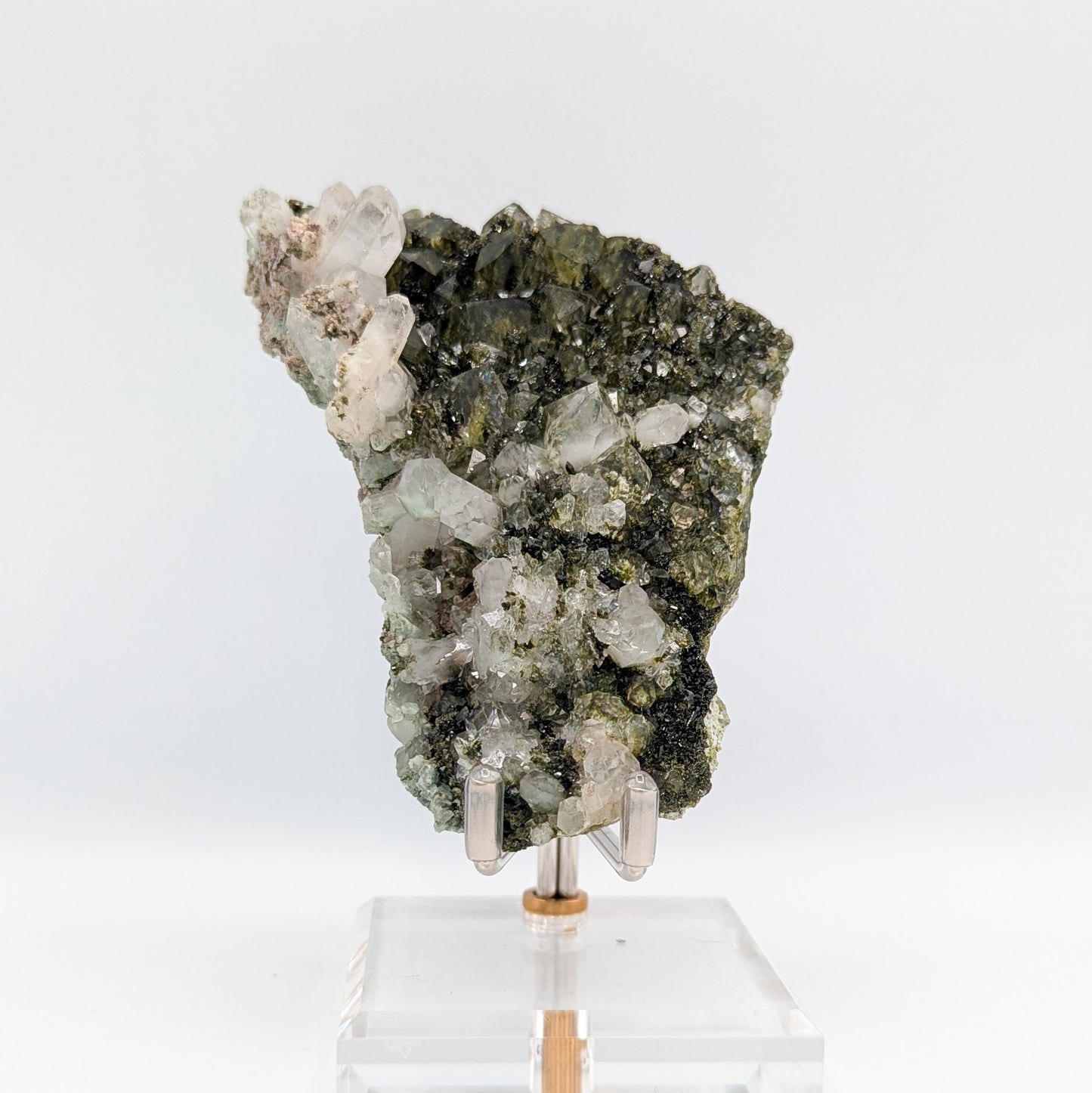 Forest Quartz with Epidote E