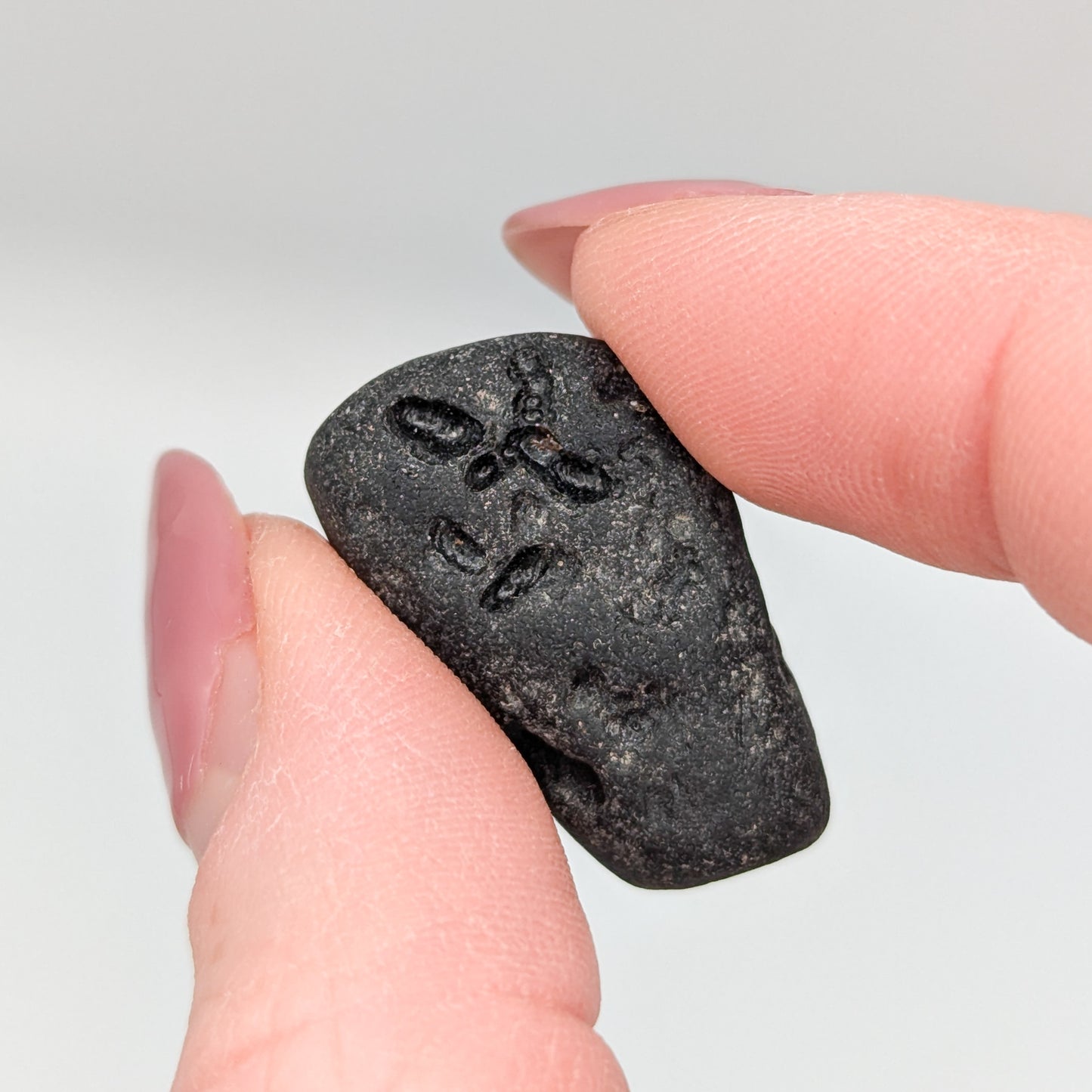 Tektite (Indochinite)