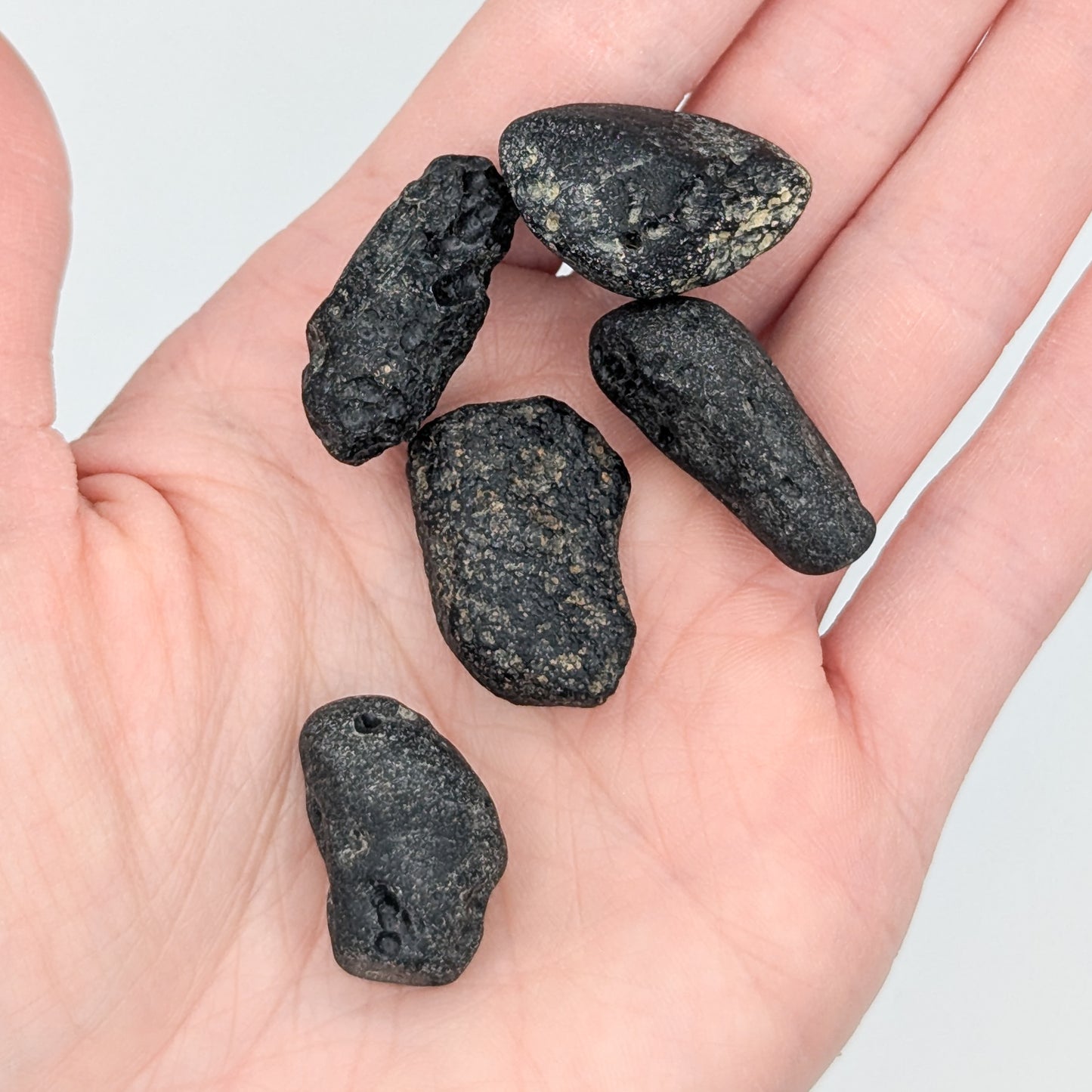 Tektite (Indochinite)