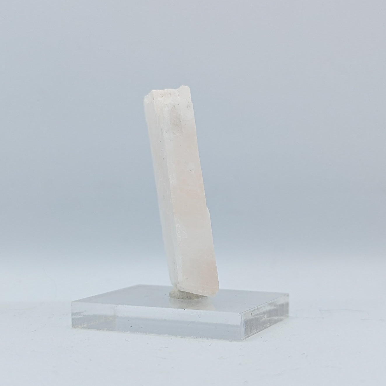 Mangano Calcite Raw A
