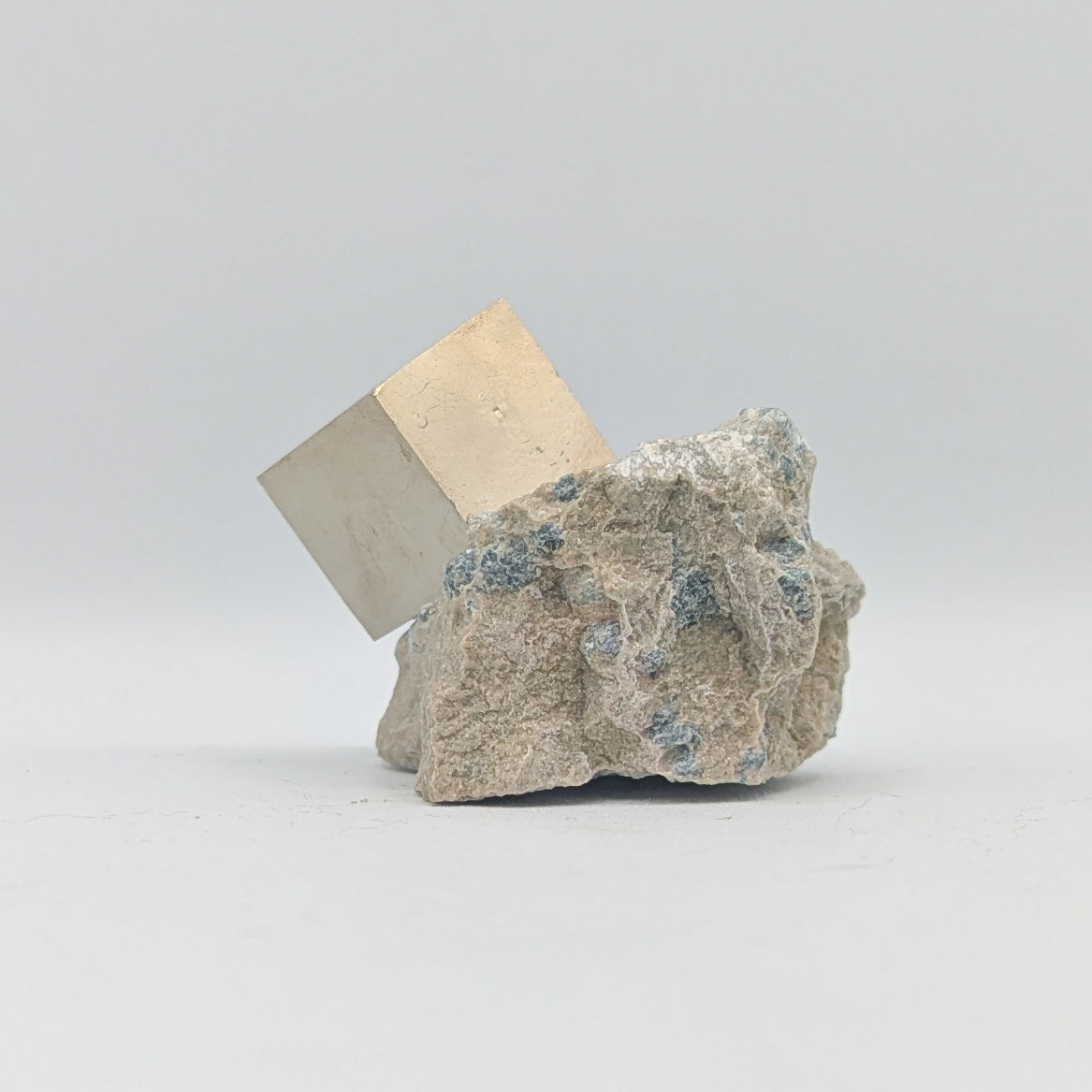 Pyrite Cube on Matrix B